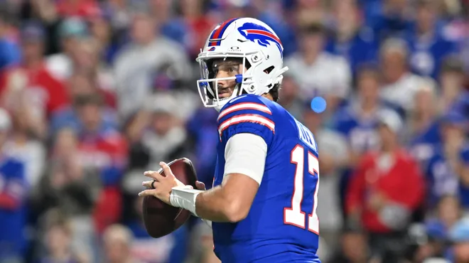 Josh Allen Surpasses Patrick Mahomes as Fastest to 300 Total Touchdowns
