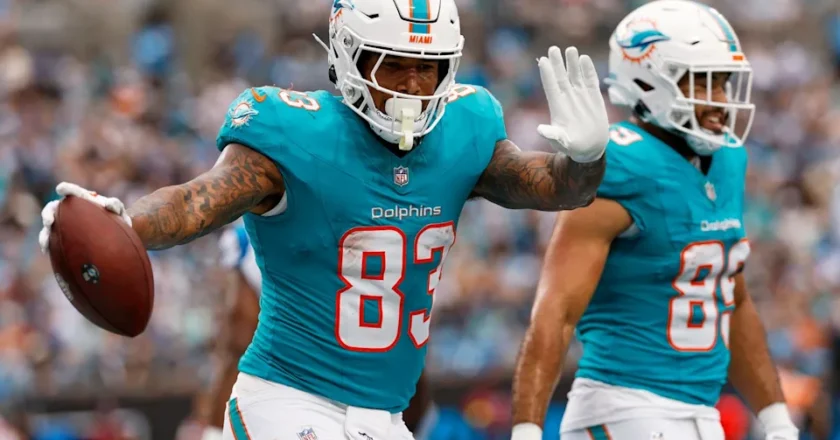 Dolphins vs Chargers Preview 2025: Tua Tagovailoa vs Justin Herbert in Must-Win Clash